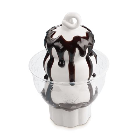 dairy queen hot fudge sundae.